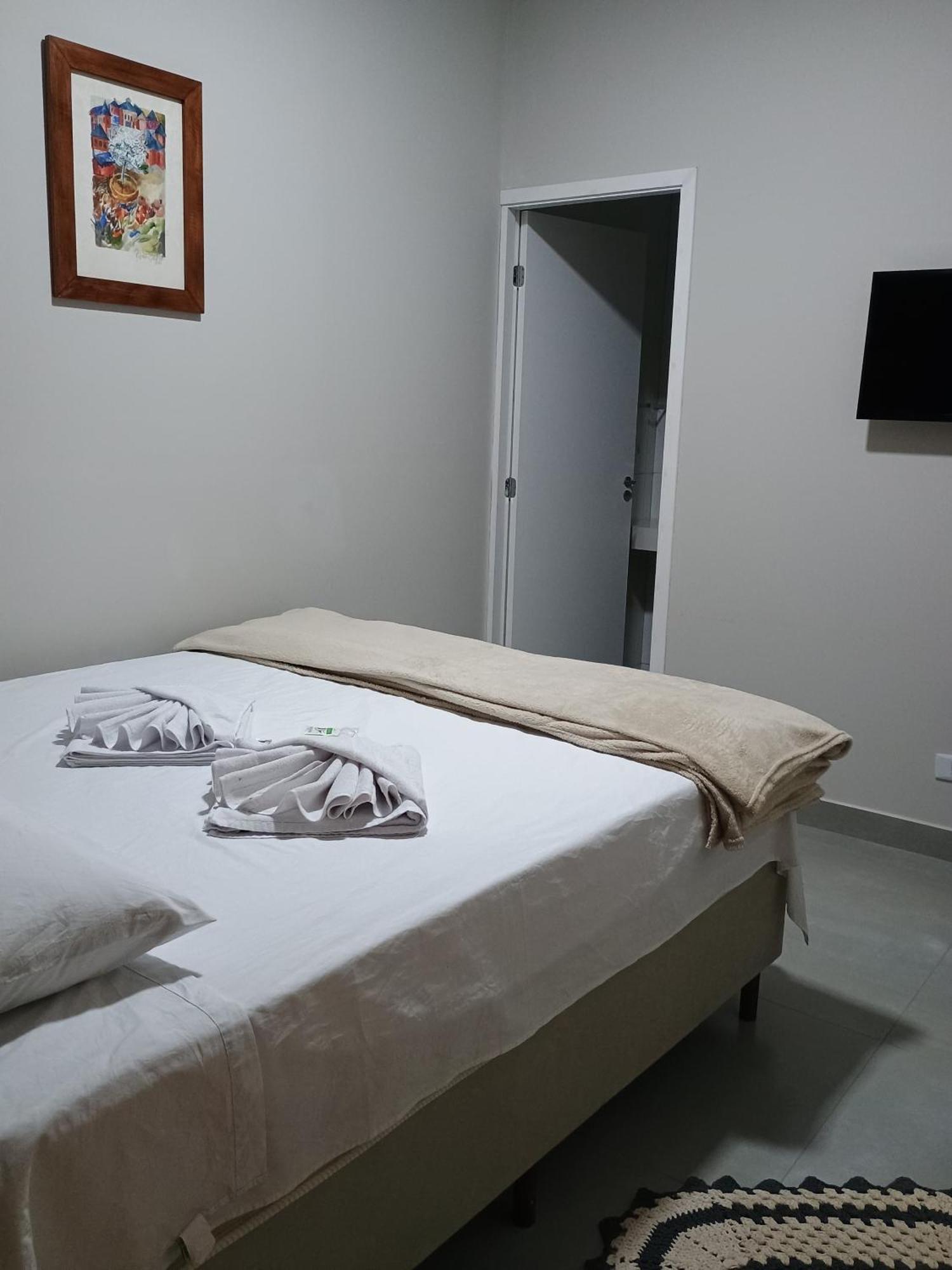 Pousada Oliveira Munhoz Esterno foto